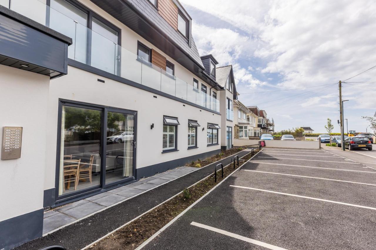 Modern 1 Bed Seaside Appartement *